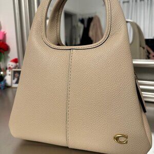 Coach lana shoulder bag 23